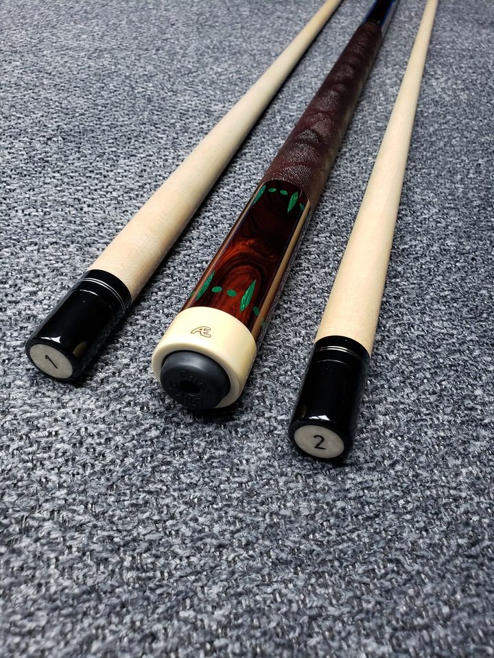 Aki★OLD LAMBROS＋AE CUSTOM CUE ae1.jpg