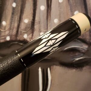 "DZ" Bob Dzuricky Custom Cue - Image 42