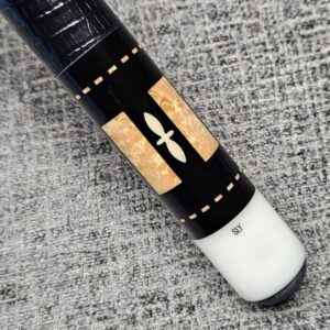 Leon "Sly" Custom Cue - Image 42