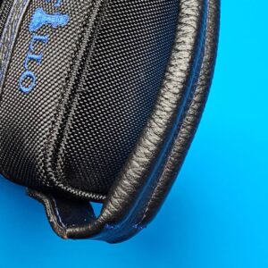 Castillo 3×5 Black Nylon Duro Case w/ Blue Stitching - Image 4