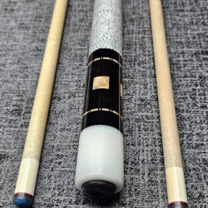 Richard Black Helmet Cue - Image 22