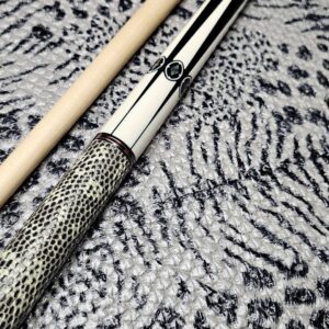 Schon Ltd Alabone Cue - Image 4