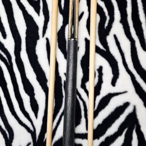 Andy Gilbert Cue - Image 24