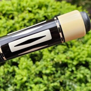 Andy Gilbert Cue - Image 7