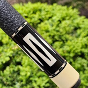 Andy Gilbert Cue - Image 9