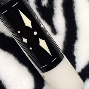 Black Boar Custom Cue - Image 44