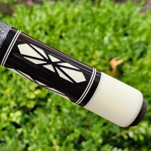 Richard Phillippi Custom Cue - Image 35